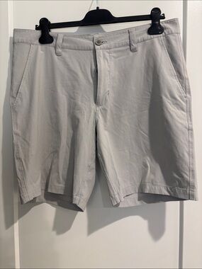 Southern Tide Men’s Performance Shorts 36